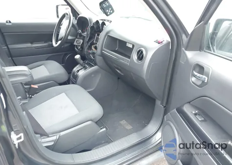 2010 Jeep Patriot Sport из США, поврежденный, VIN 1J4NT1GA4AD676649